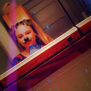 Meet your Posher, Allison